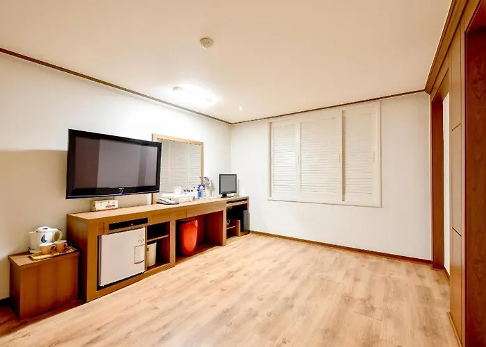 Orange 2* Pusan